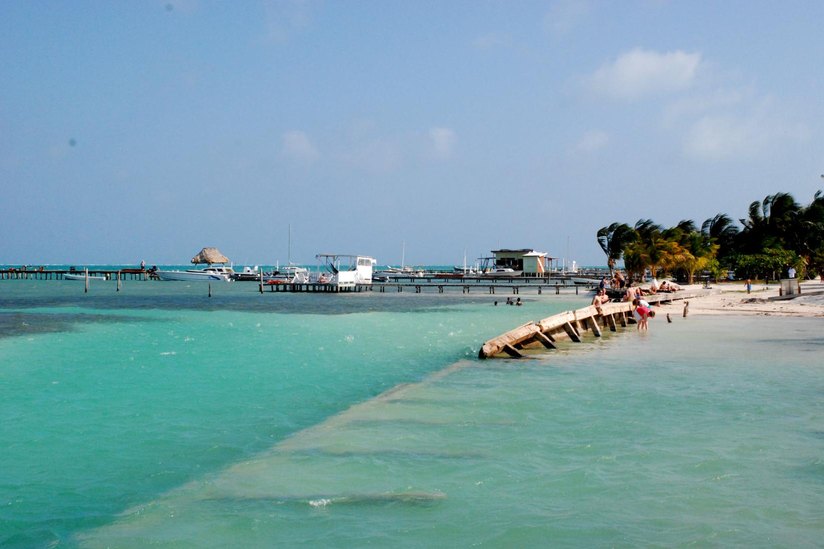 Sandee - Caye Caulker