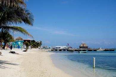 Sandee Big Ambergris Cay Photo