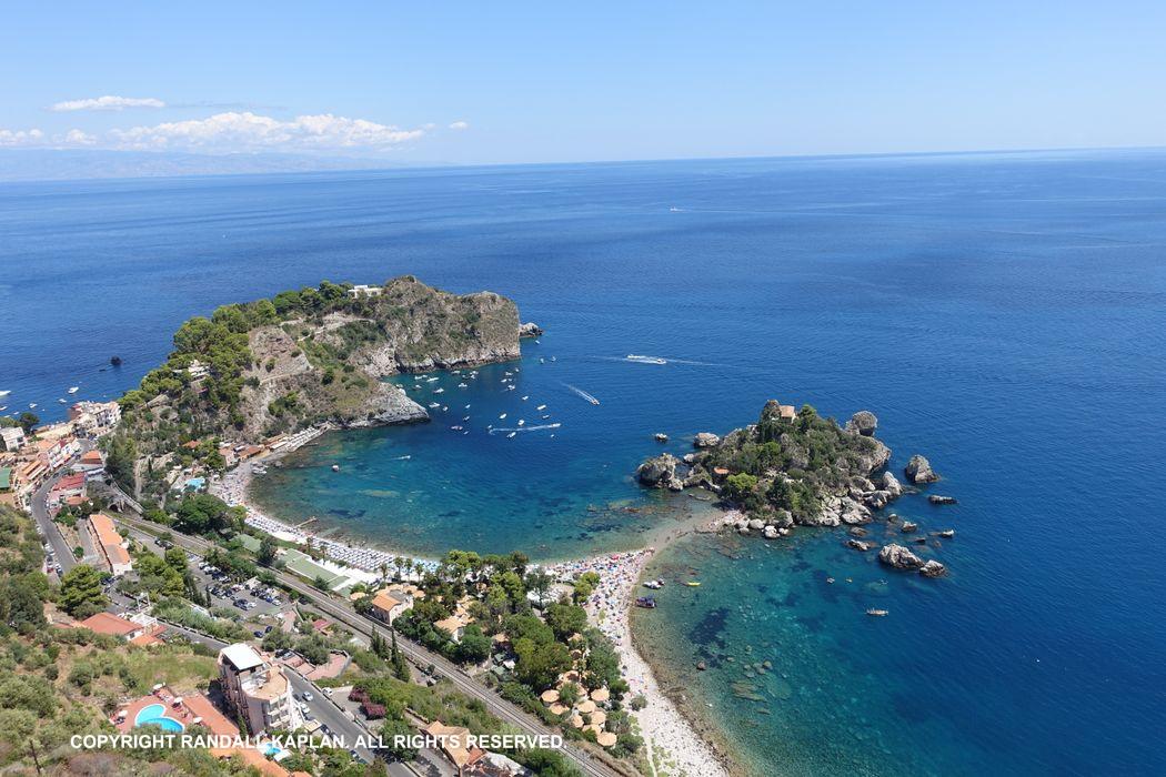 Sandee Isola Bella Beach