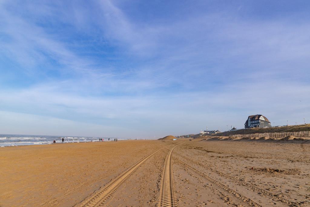 Sandee Bloemendaal Aan Zee Beach