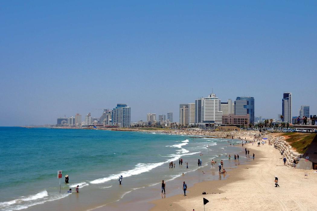 Sandee Alma Beach