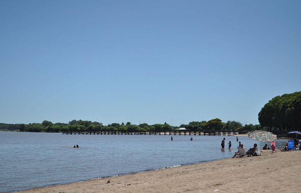Sandee - Playa Nueva
