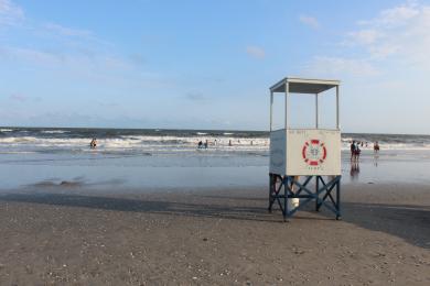 Sandee Center Avenue Beach