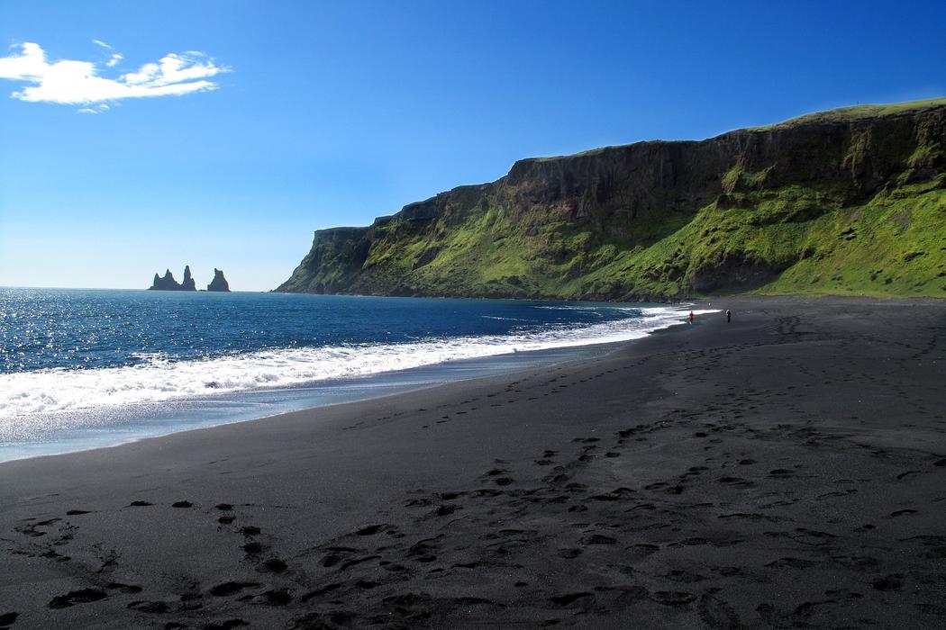 Sandee Vik Beach Photo