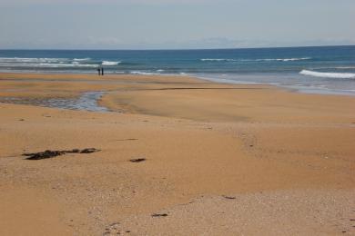 Sandee Raudasandur Beach