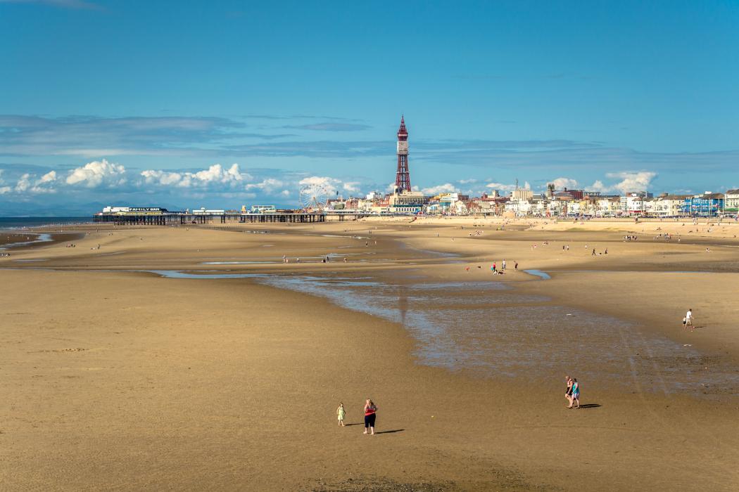 Sandee Blackpool Central Beach Photo