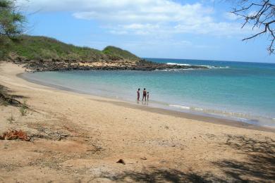 Sandee Kapukahehu Beach Photo