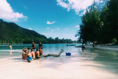 Sandee Tiahura Beach