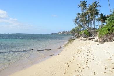 Sandee Maunalua Bay Photo