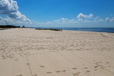 Sandee Gulfport East Beach Photo