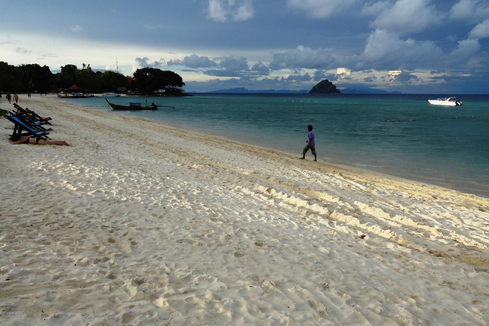 Sandee - Laem Tong Beach