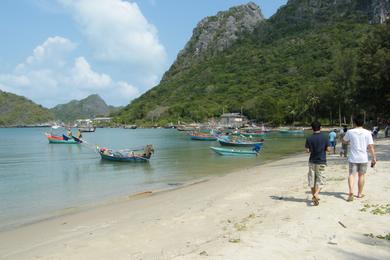 Sandee Manao Bay