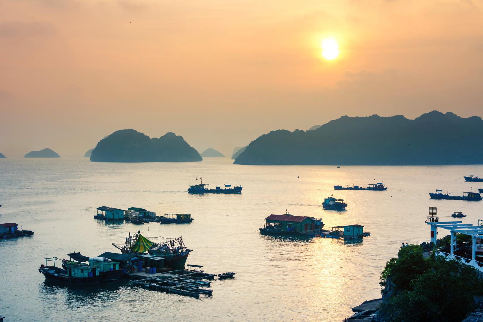 Sandee - HomePage / Vinh Quang