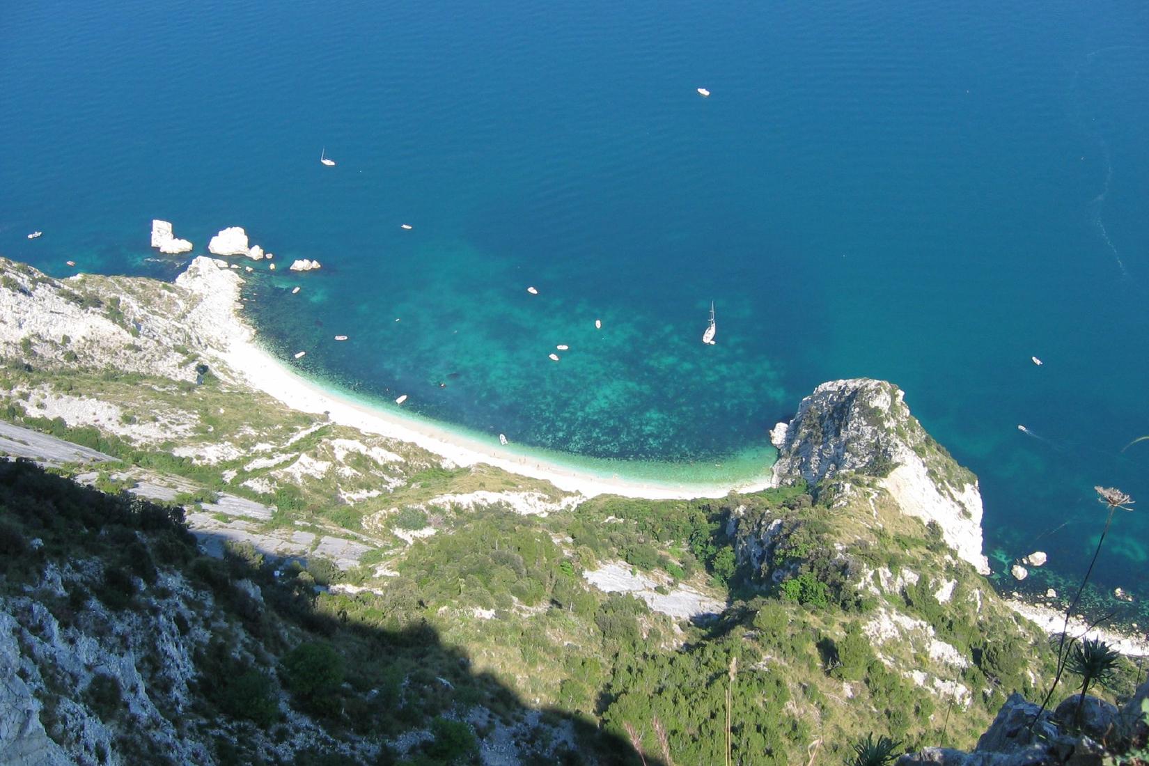 Sandee - Spiaggia Delle Due Sorelle