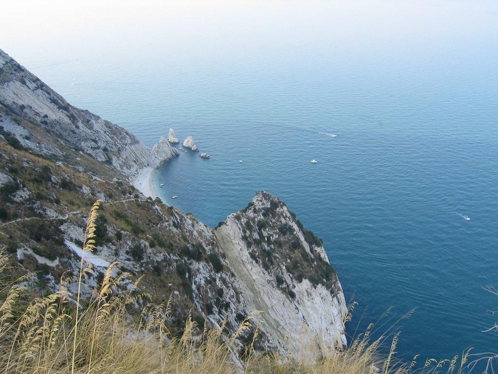 Sandee - Spiaggia Delle Due Sorelle