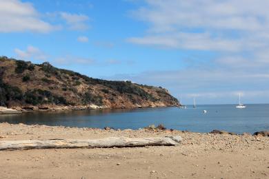 Sandee Santa Cruz Island - Prisoners Island