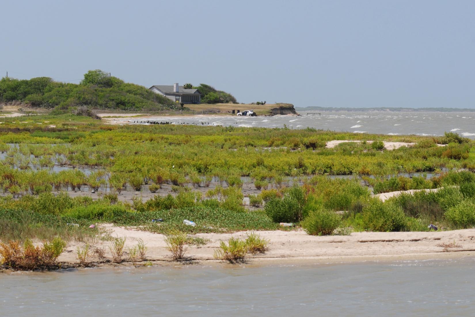 Sandee - Kaufer-Hubert Memorial Park