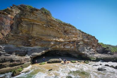 Sandee Caves Beach