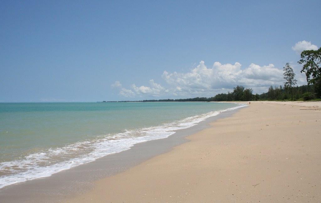 Sandee White Sand Beach Photo