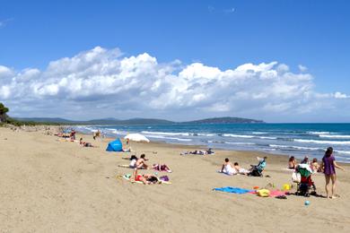 Sandee La Feniglia Beach Photo