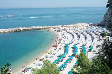 Sandee Spiaggia Urbani