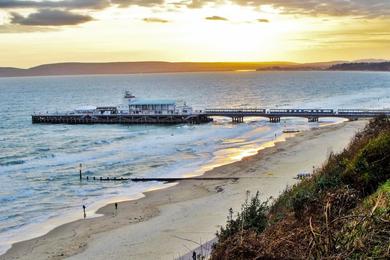 Sandee - Bournemouth Pier Beach