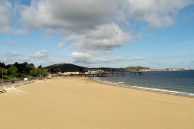 Sandee - Colwyn Bay Beach