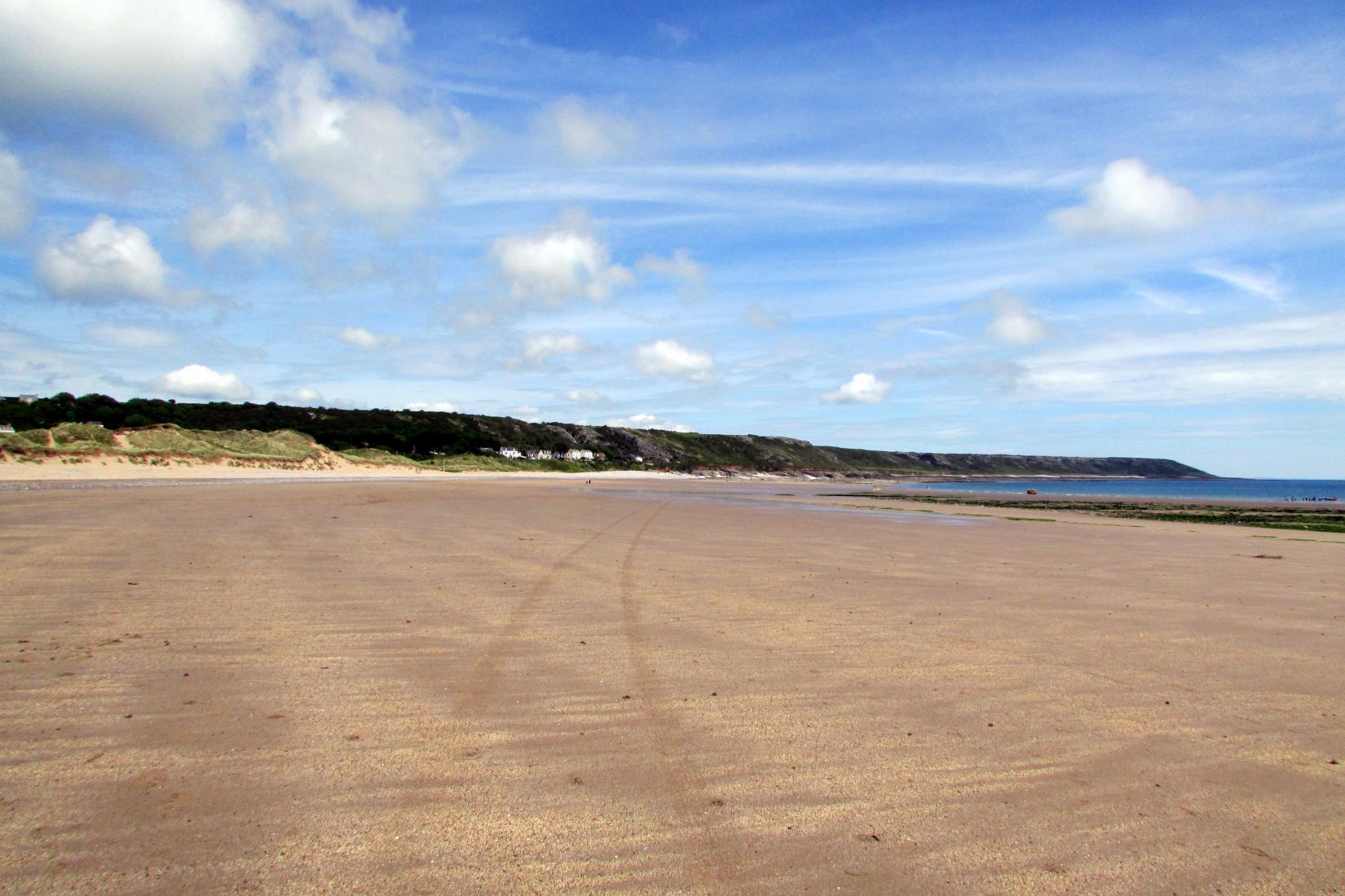 Sandee - Port Eynon Beach