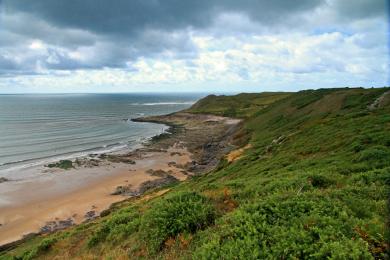 Sandee Mewslade Bay Beach Photo