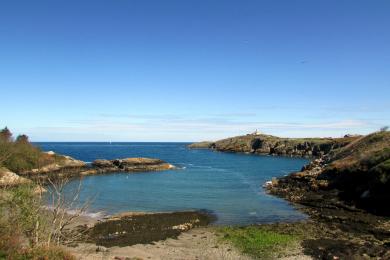 Sandee Porth Eilian Beach