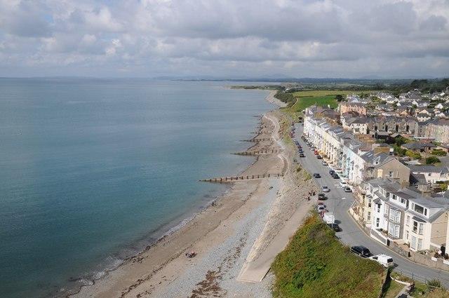 Sandee - Criccieth Castle Beach