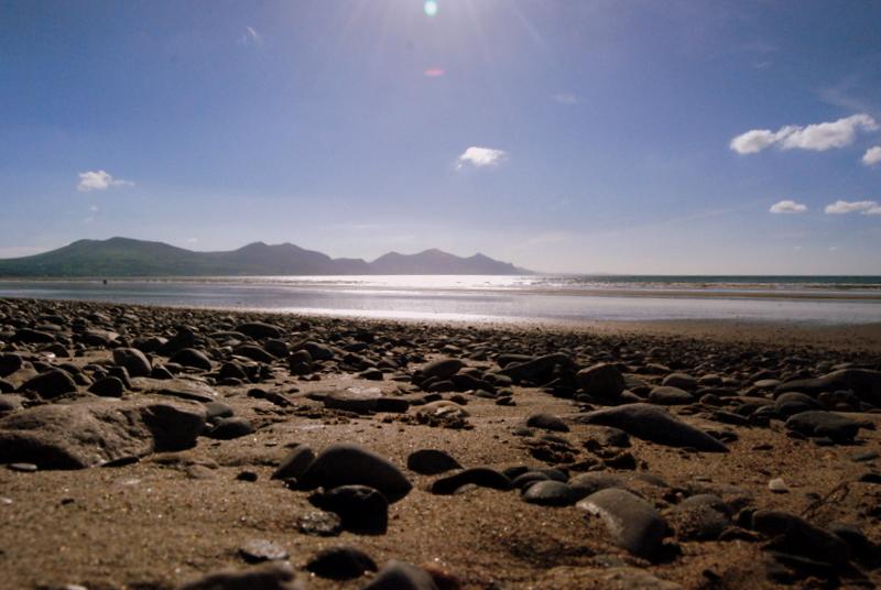 Sandee - Dinas Dinlle Beach