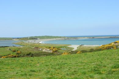 Sandee Cemlyn Bay Beach