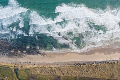 Sandee Sinclairs Bay Reiss Beach Photo