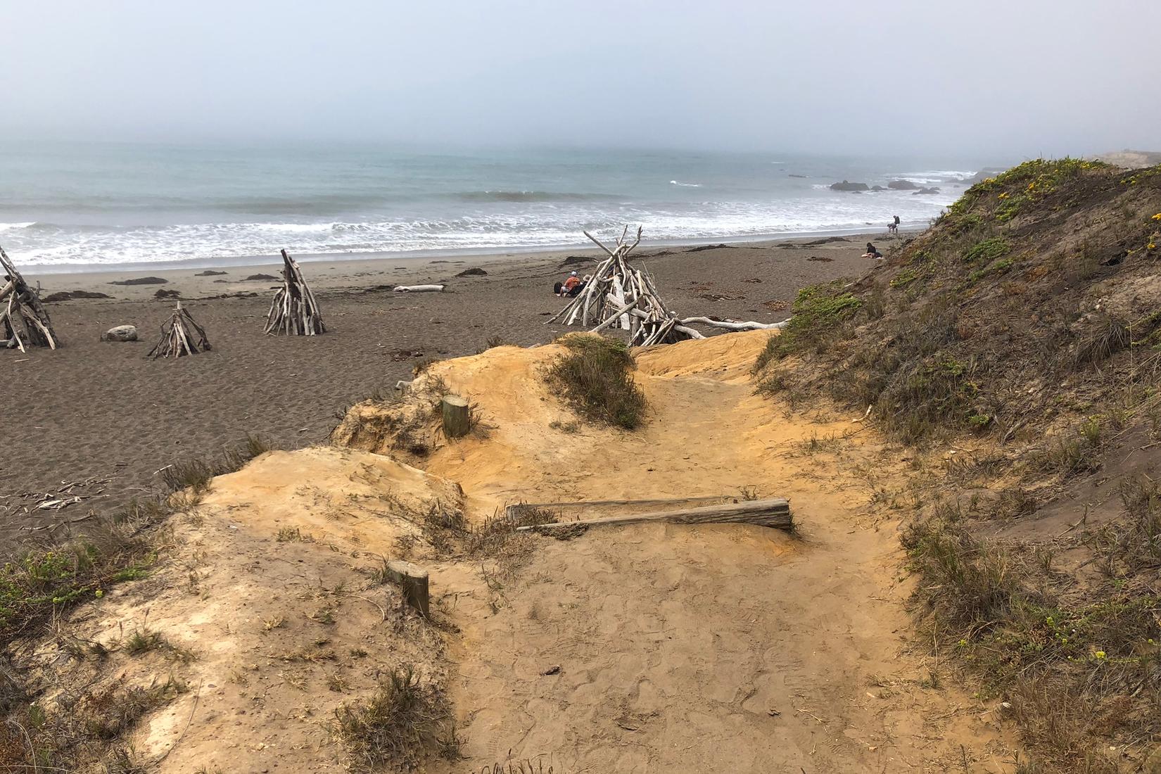 Sandee - Moonstone Beach