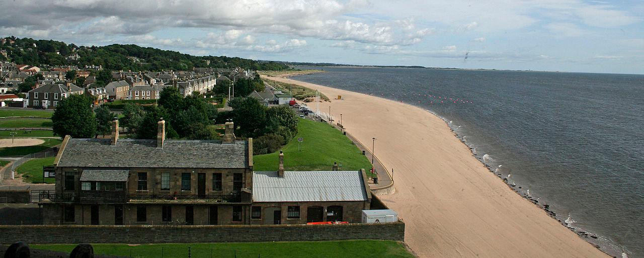 Sandee - Broughty Ferry Beach