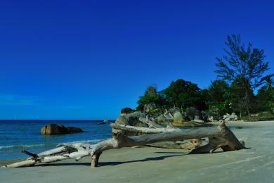 Sandee Matras Beach
