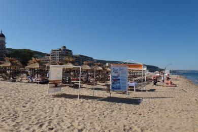 Sandee Golden Sands Beach