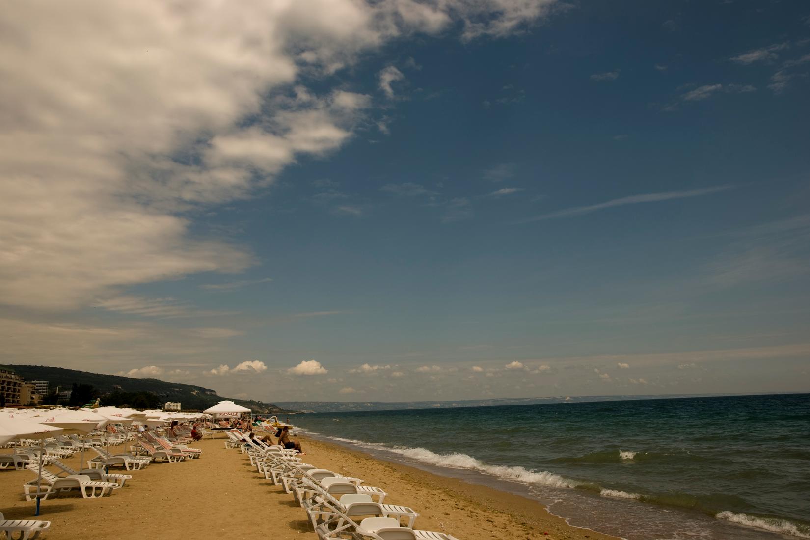 Sandee - Golden Sands Beach