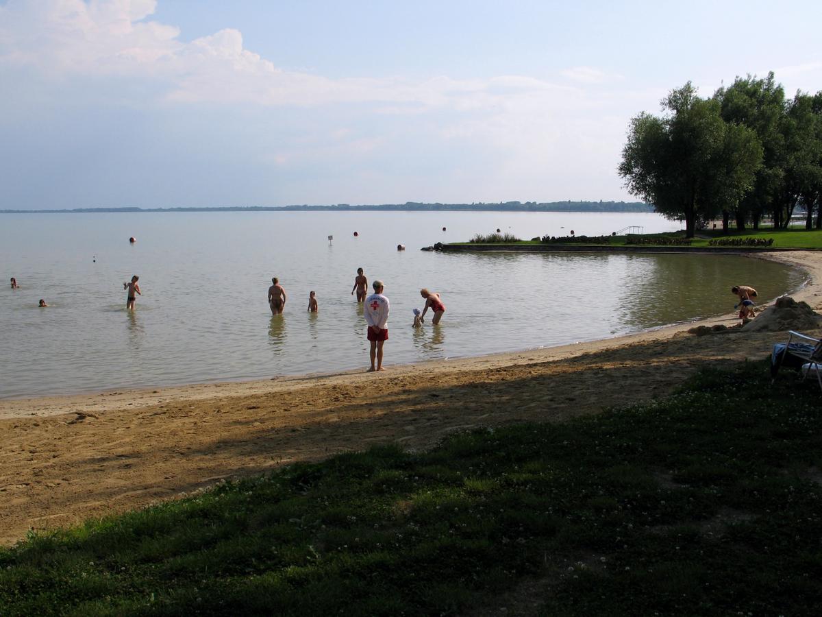 Sandee - Vonyarcvashegy Beach