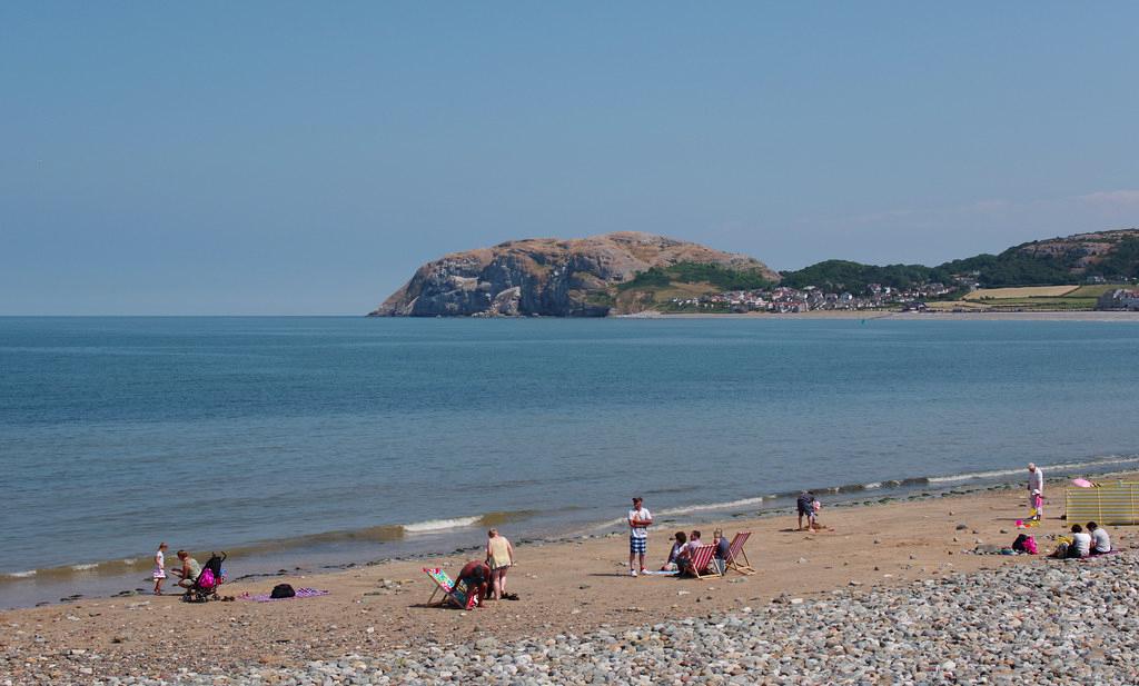 Sandee - Llandudno - West Shore Beach