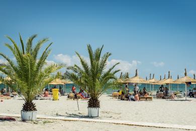 Sandee Navodari Beach
