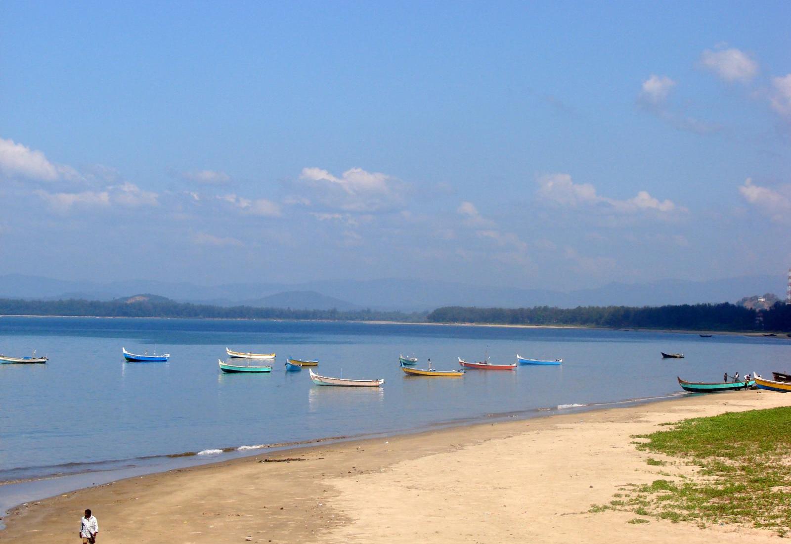 Sandee - Karwar Beach