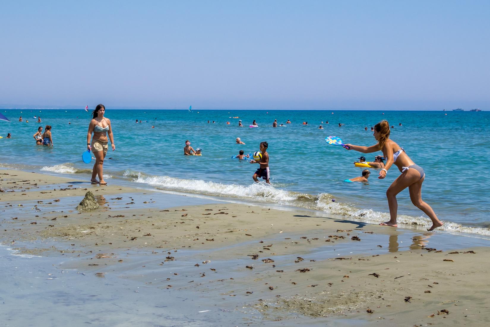 Sandee - Mackenzie Beach