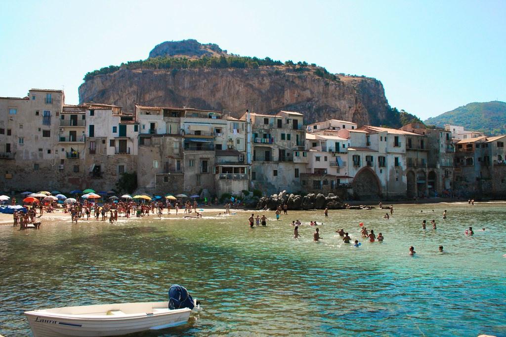 Sandee - Spiaggia Cefalu