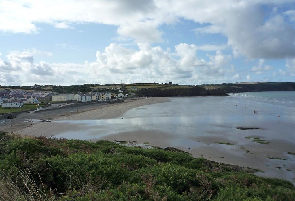 Sandee Broad Haven Beach