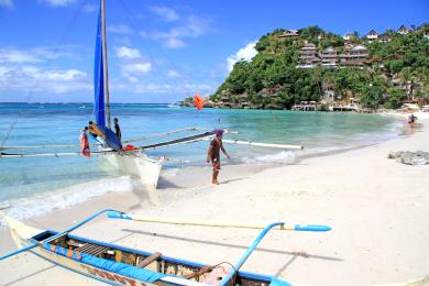 Sandee Diniwid Beach