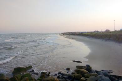 Sandee Silver Beach