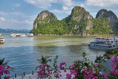 Sandee - Country / Ha Long