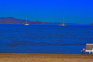 Sandee Ensenada Blanca Beach Photo